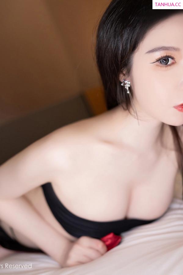 梦心玥  [XiuRen]高清写真图 2024.06.27 No.8767 梦心玥 瑜伽裤第85张图片